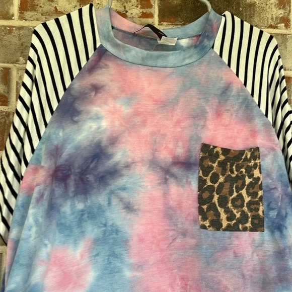 Lovely Souls Blue Pink Tie Dye Raglan Short Sleeved T-shirt - Picture 8 of 9